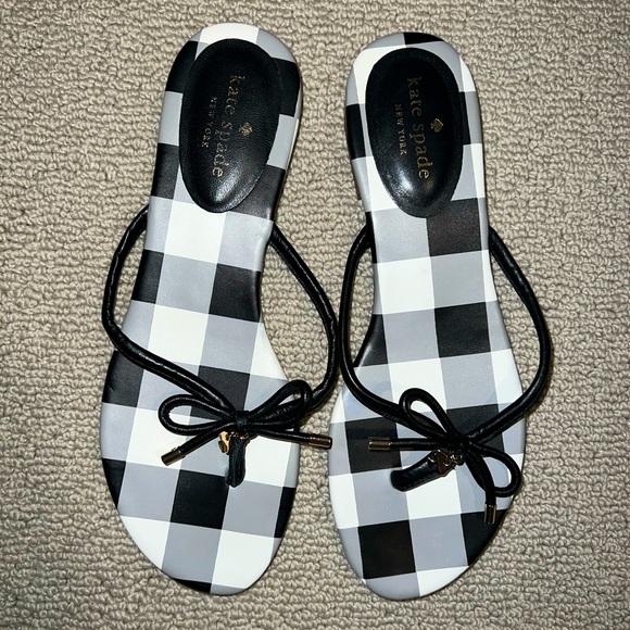 COPY - Kate Spade Womens Black Check Nappa Leather Mistic Bow T-Strap Sandal | … - Picture 1 of 3